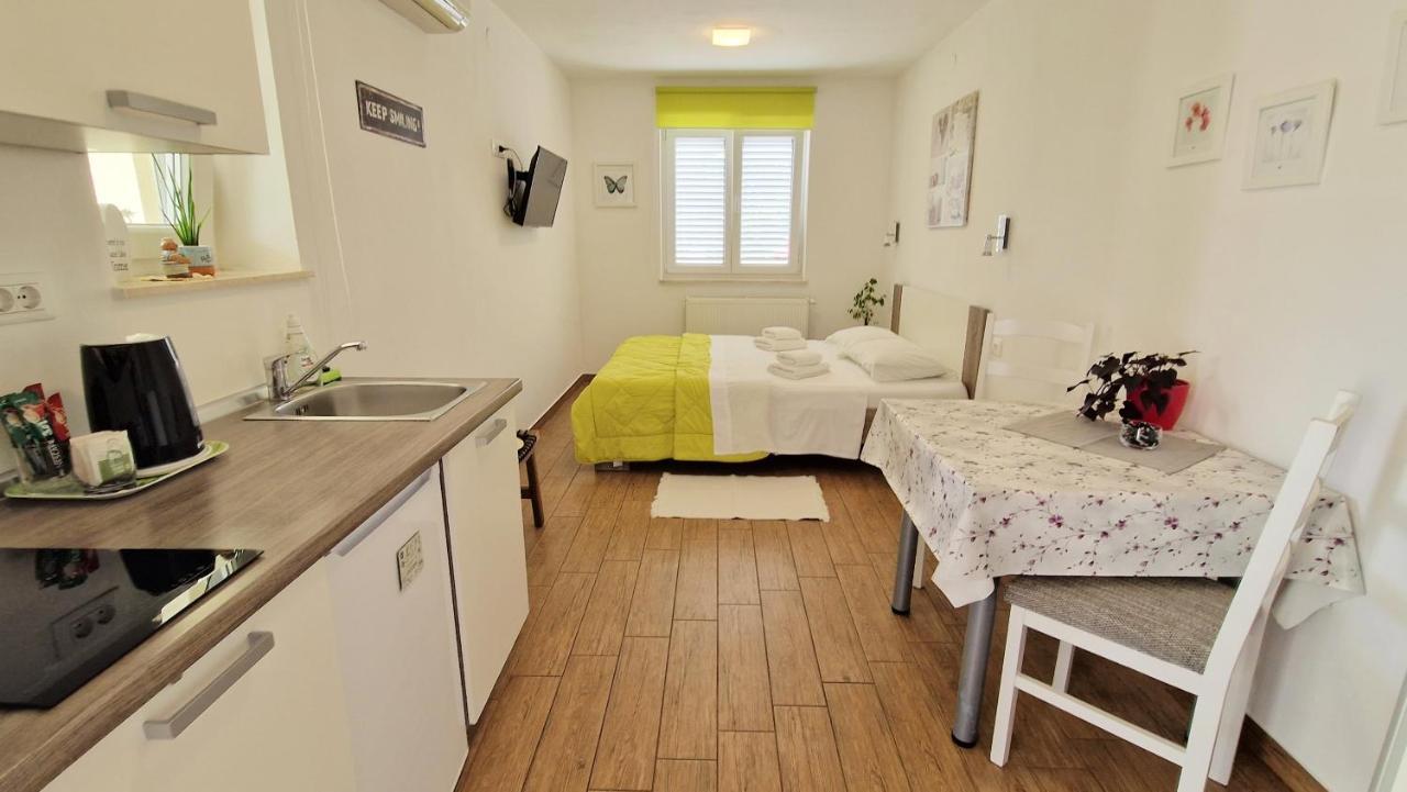 Apartment Pipo クルク エクステリア 写真