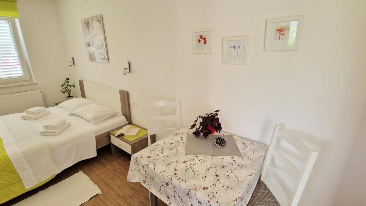 Apartment Pipo クルク エクステリア 写真